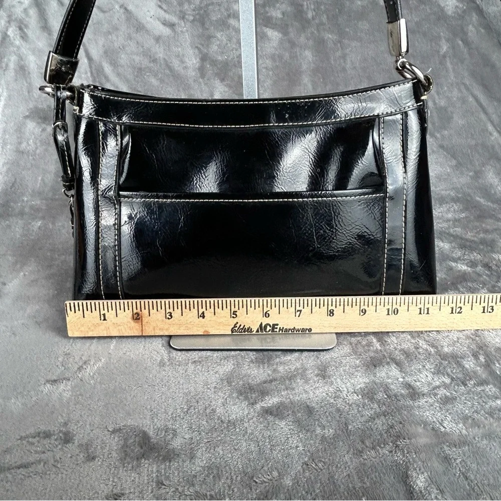 Vintage Liz‎ Claiborne Y2K Shoulder Bag Black Faux Patent Leather Bag